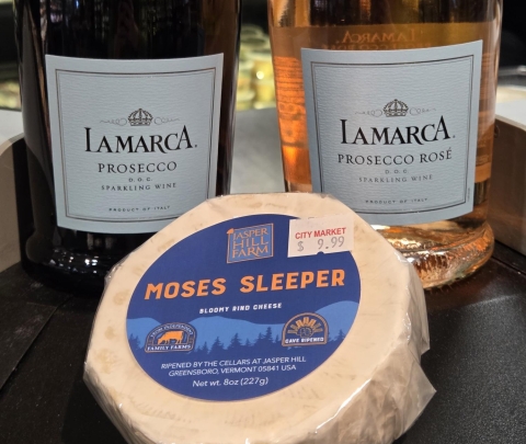 la marca prosecco with moses sleeper cheese